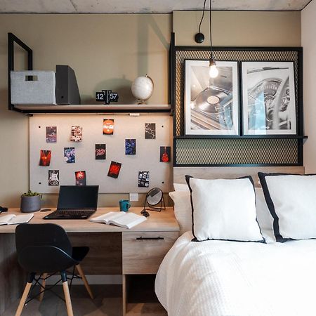 Students Only South London Homes Extérieur photo
